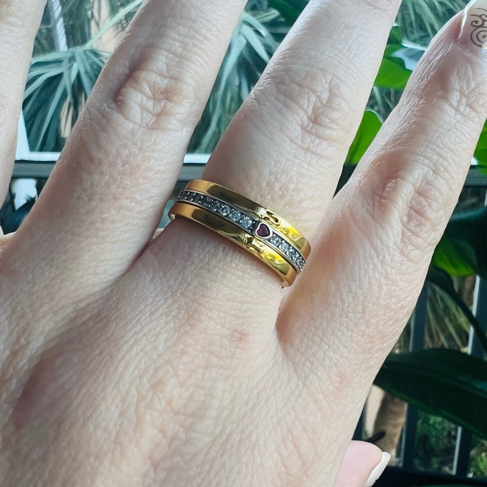 “Love U” Rings Trio in Size 8 - Picture 3 of 8